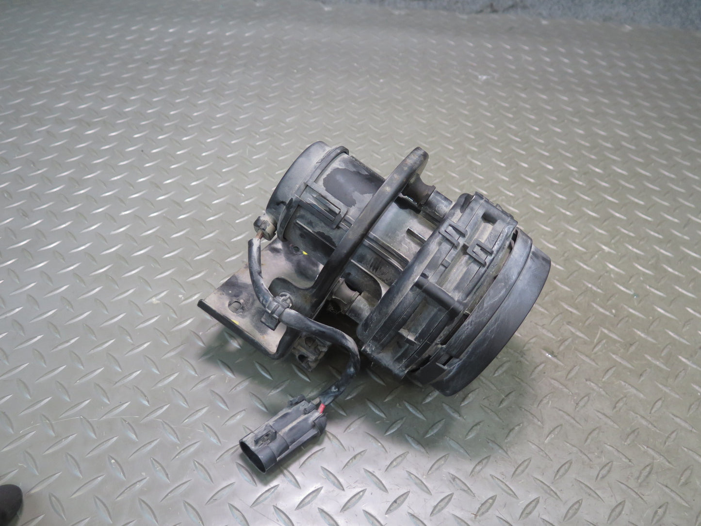 2008-2019 Maserati Granturismo M145 Secondary Air Injection Smog Pump 181197