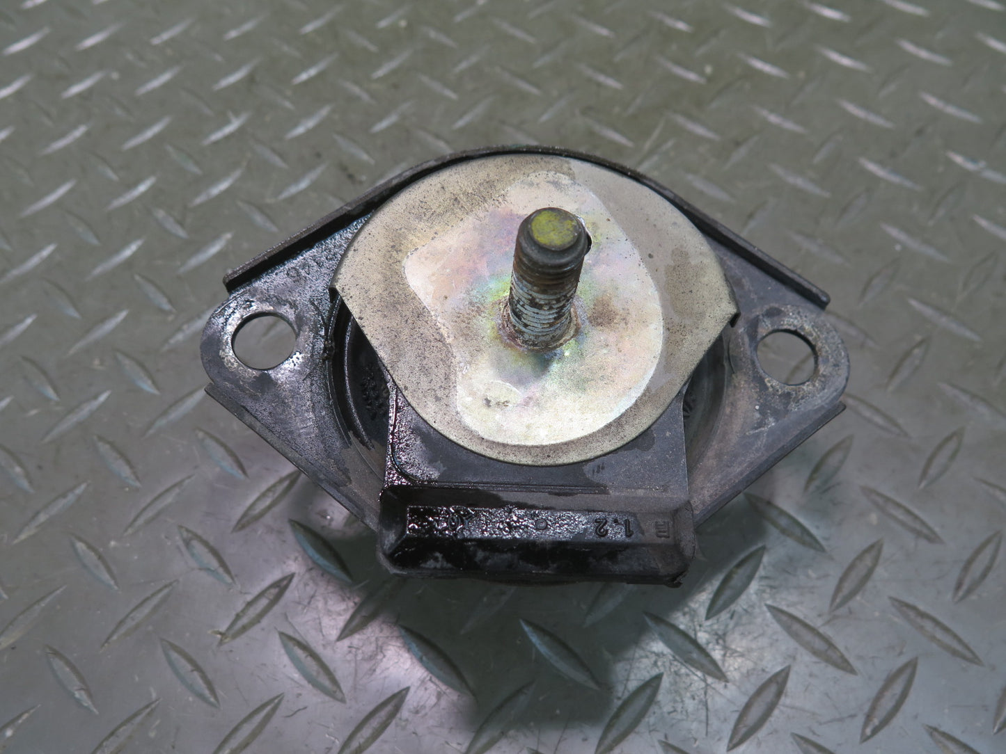 2009-2012 Maserati Granturismo S M145 Left & Right Engine Motor Mount