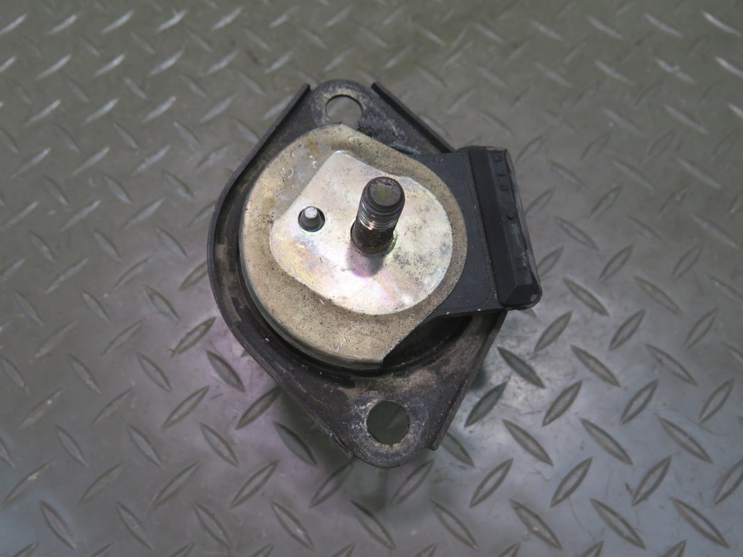 2009-2012 Maserati Granturismo S M145 Left & Right Engine Motor Mount