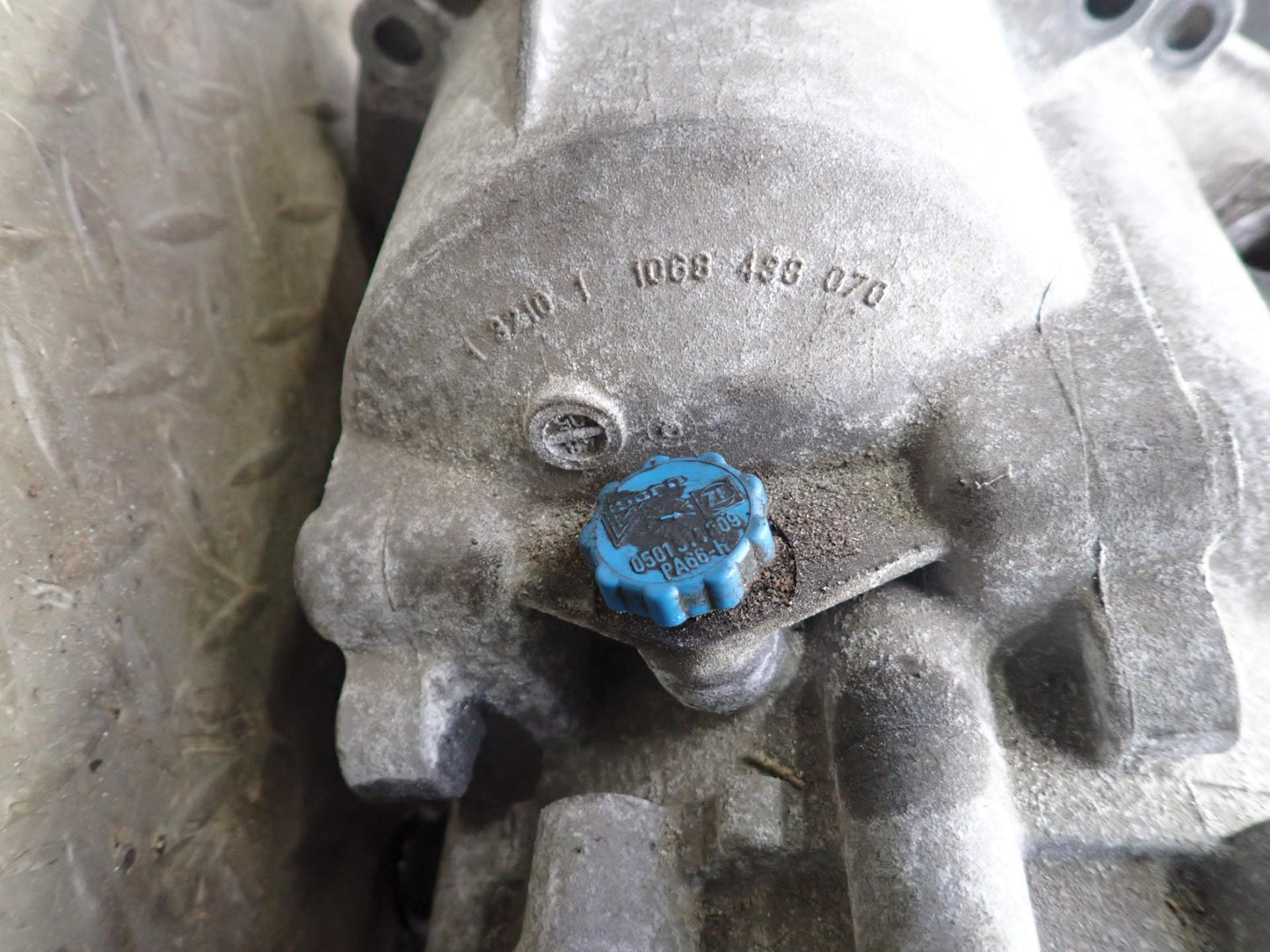 2006-2012 Bentley Flying Spur Automatic Transmission Transfer Case Box