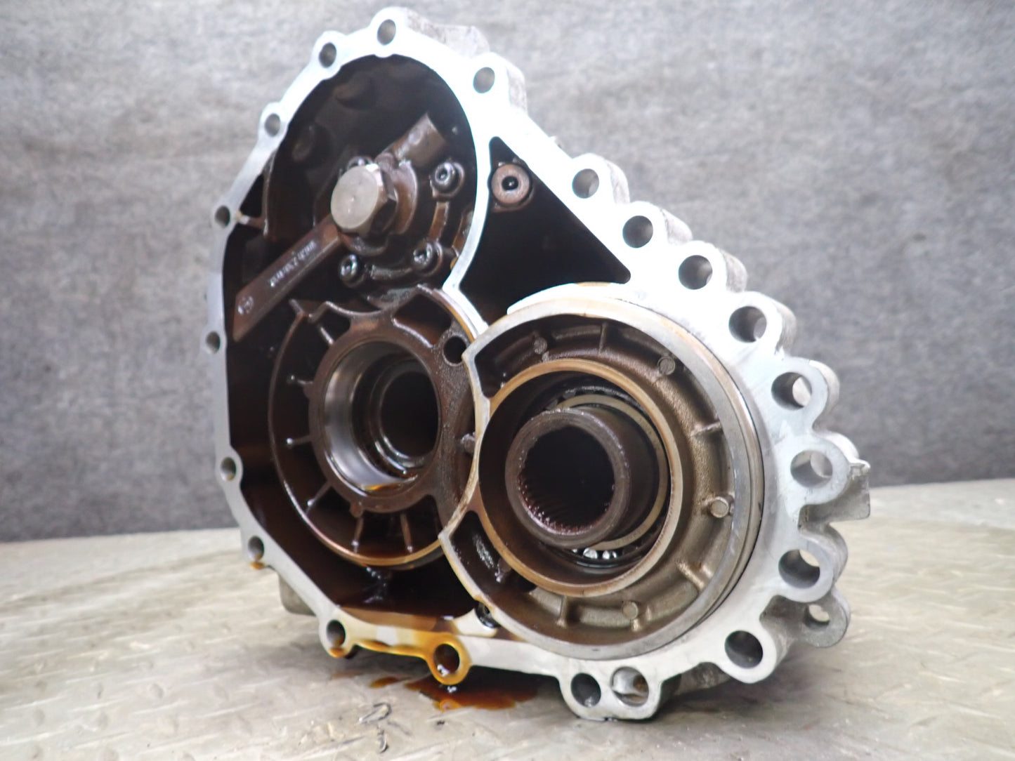 2006-2012 Bentley Flying Spur Automatic Transmission Transfer Case Box