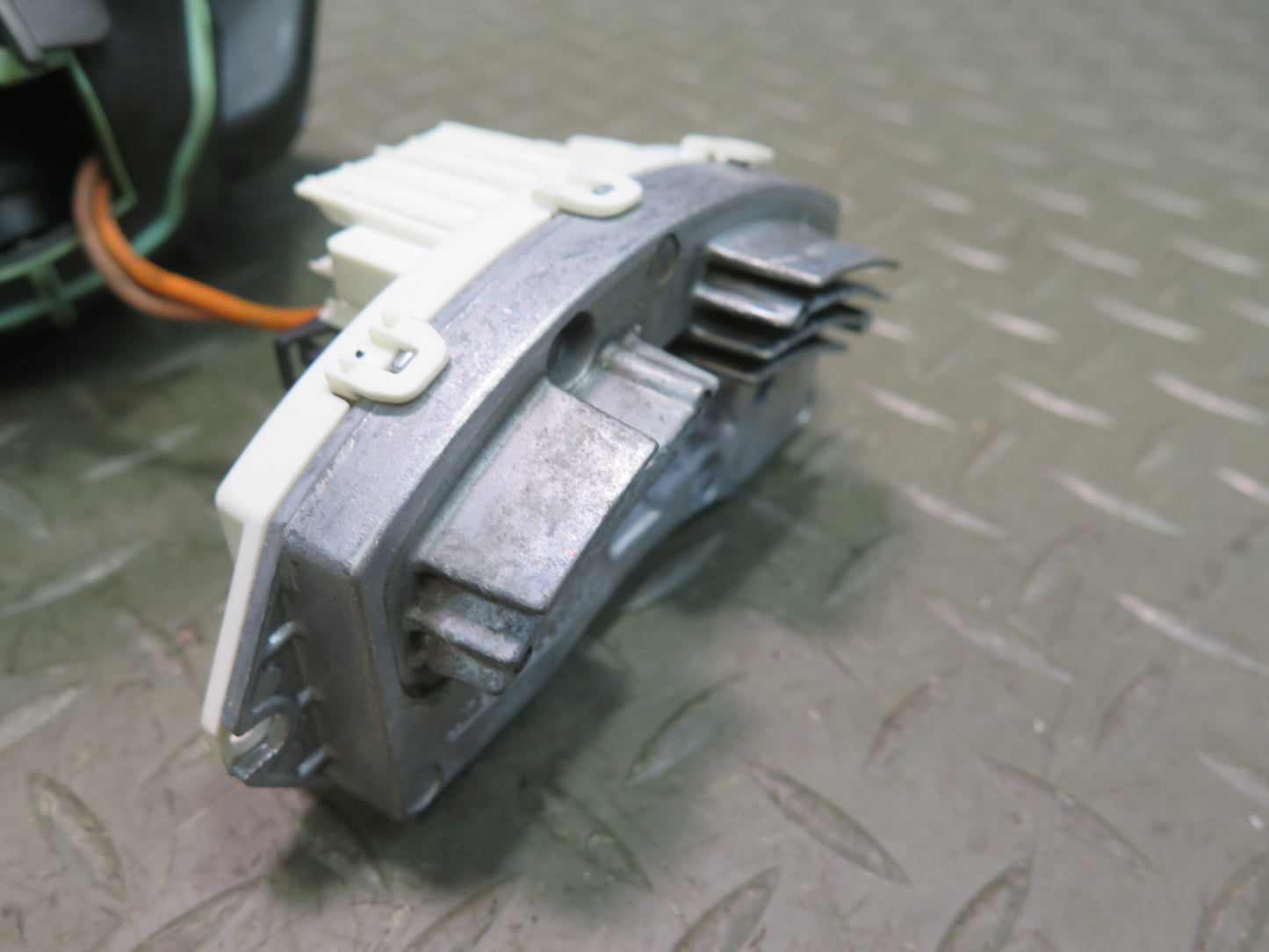 07-13 BMW E90 E92 E93 A/C Heater Blower Motor Fan w Resistor 6933663 OEM