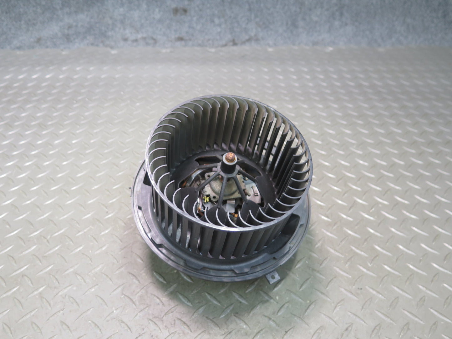 07-13 BMW E90 E92 E93 A/C Heater Blower Motor Fan w Resistor 6933663 OEM