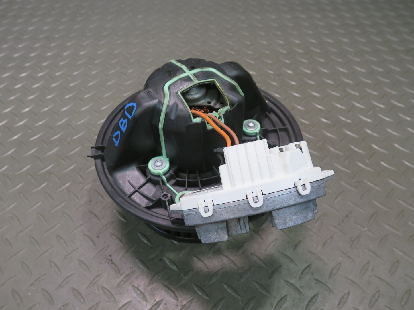 07-13 BMW E90 E92 E93 A/C Heater Blower Motor Fan w Resistor 6933663 OEM