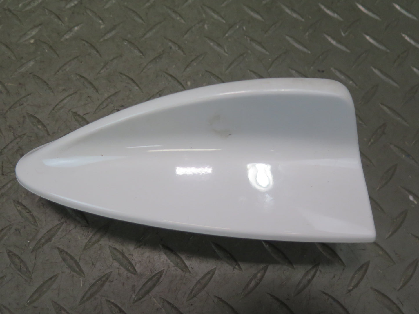 07-13 BMW E90 E92 335I 335XI Roof Shark FIN Antenna White w Amplifier Set OEM