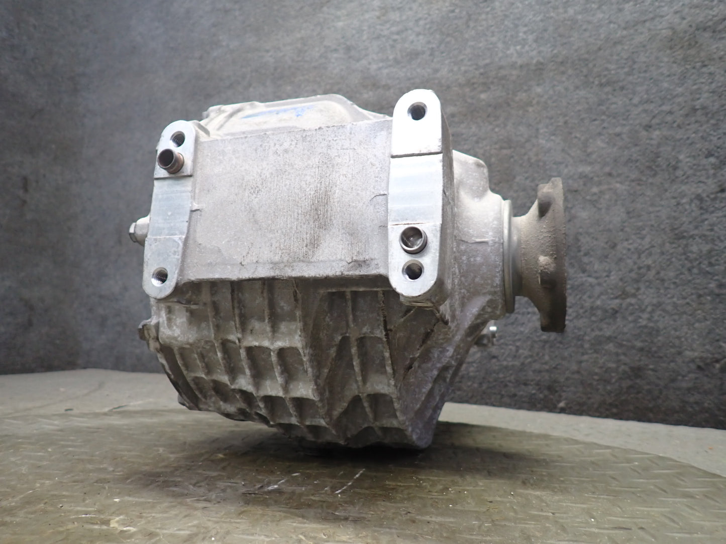2009-2012 Maserati Granturismo S M145 4.7L Rear Differential Carrier 39k Miles