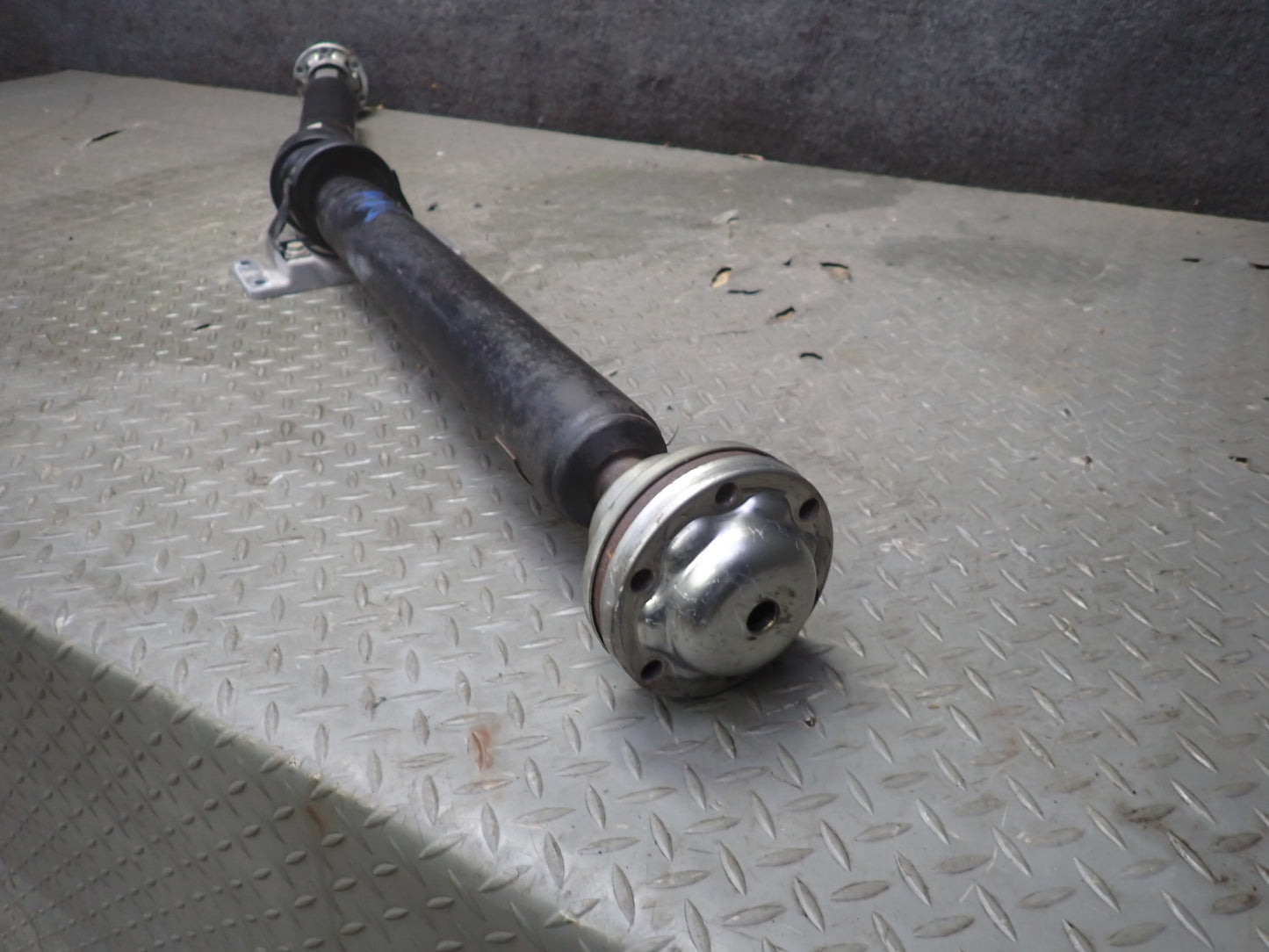 2008-2019 Maserati Granturismo M145 RWD Rear Drive Shaft Driveshaft 246688