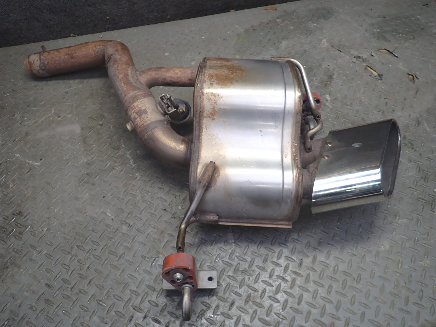 2009-2019 Maserati Granturismo M145 4.7L Rear Right Exhaust Muffler Pipe Tip