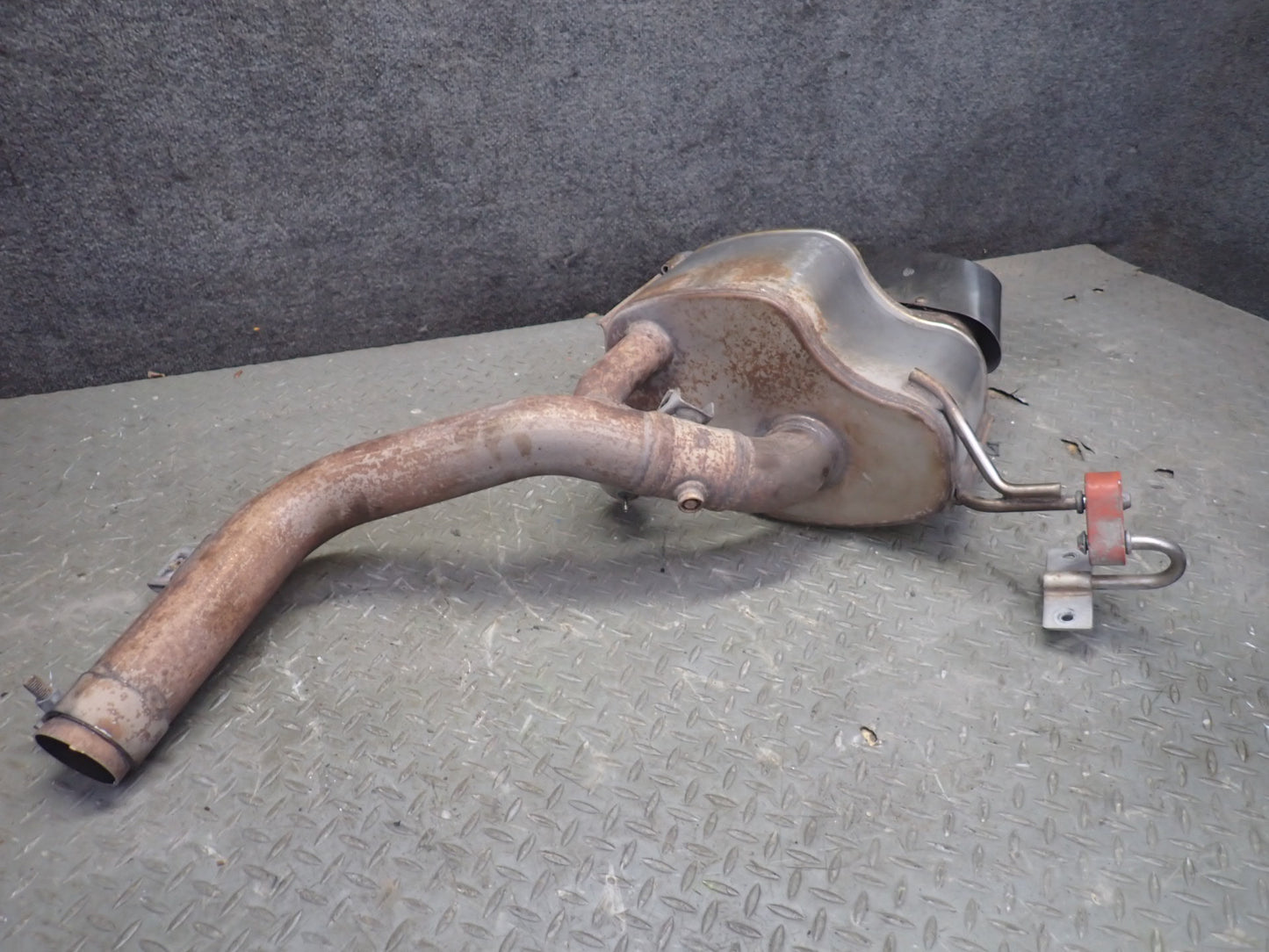 2009-2019 Maserati Granturismo M145 4.7L Rear Right Exhaust Muffler Pipe Tip