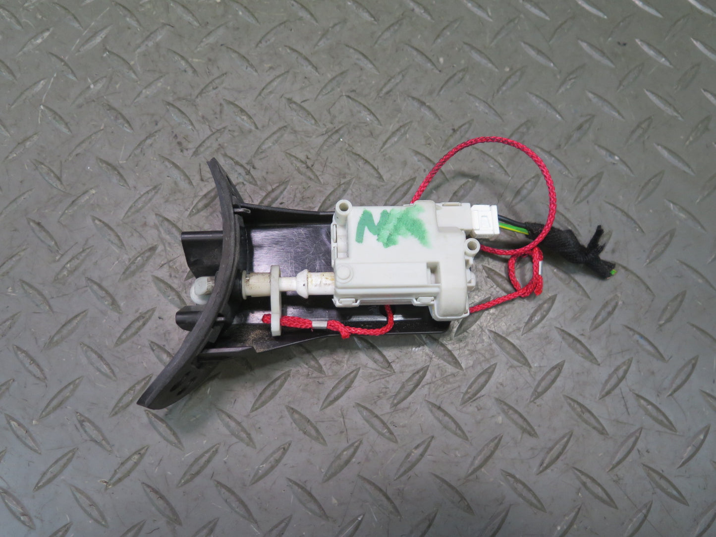 2008-2019 Maserati Granturismo M145 Fuel Tank Filler Actuator Motor