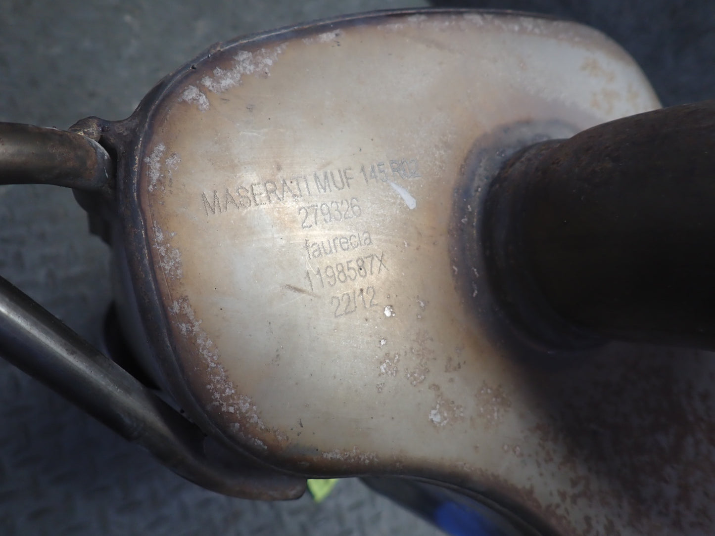 2009-2019 Maserati Granturismo M145 4.7L Rear Right Exhaust Muffler Pipe Tip