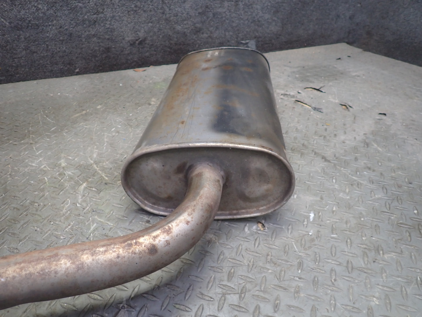98-00 Lexus UCF20L LS400 Set of 2 Rear Left & Right Exhaust Muffler OEM