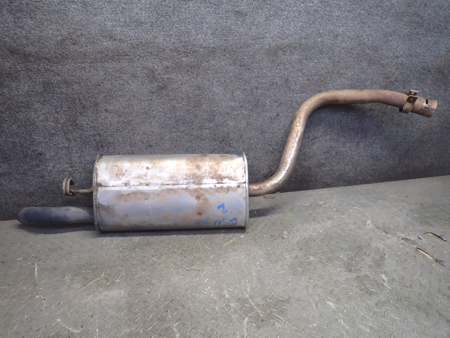98-00 Lexus UCF20L LS400 Set of 2 Rear Left & Right Exhaust Muffler OEM
