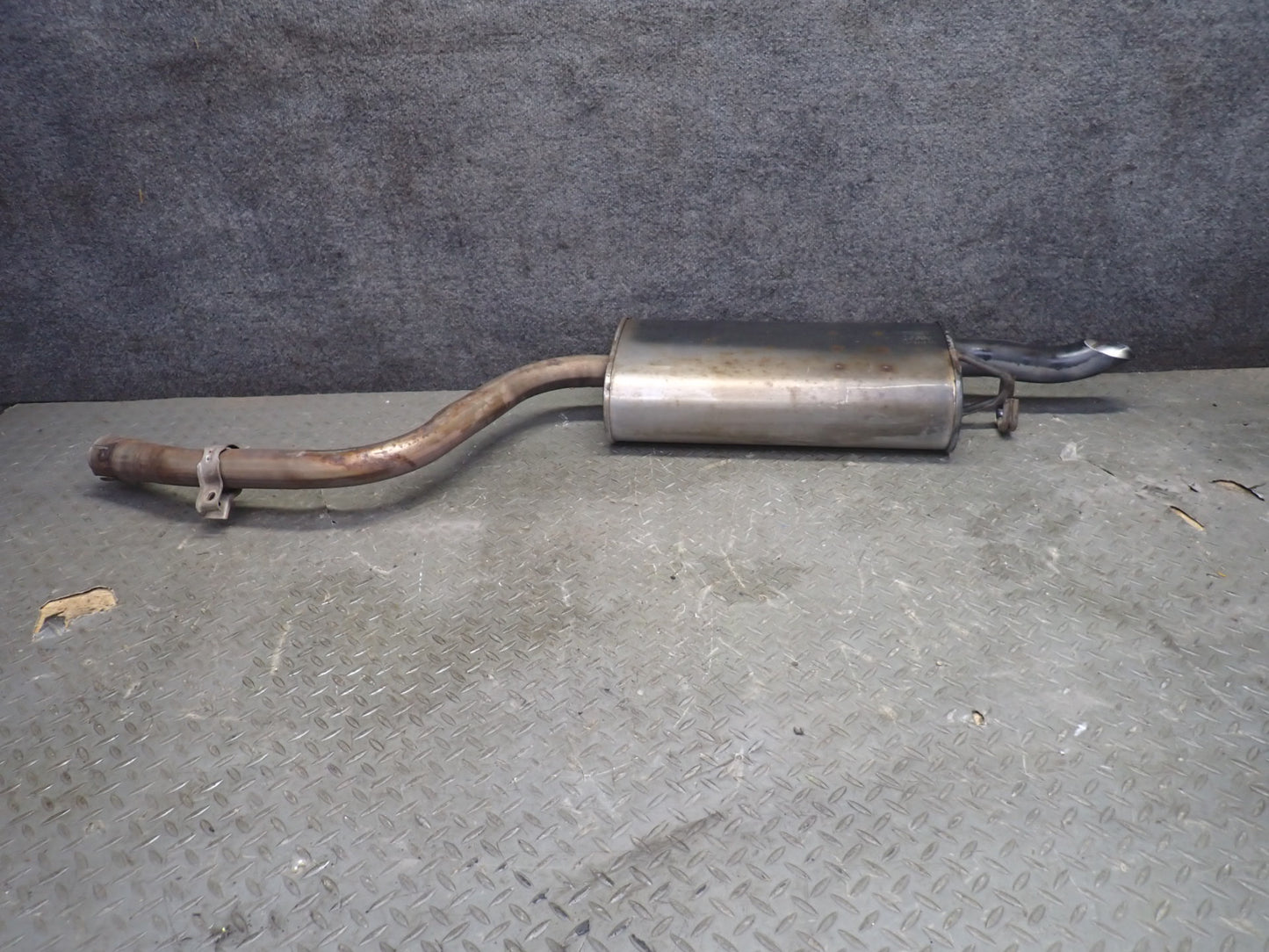 98-00 Lexus UCF20L LS400 Set of 2 Rear Left & Right Exhaust Muffler OEM