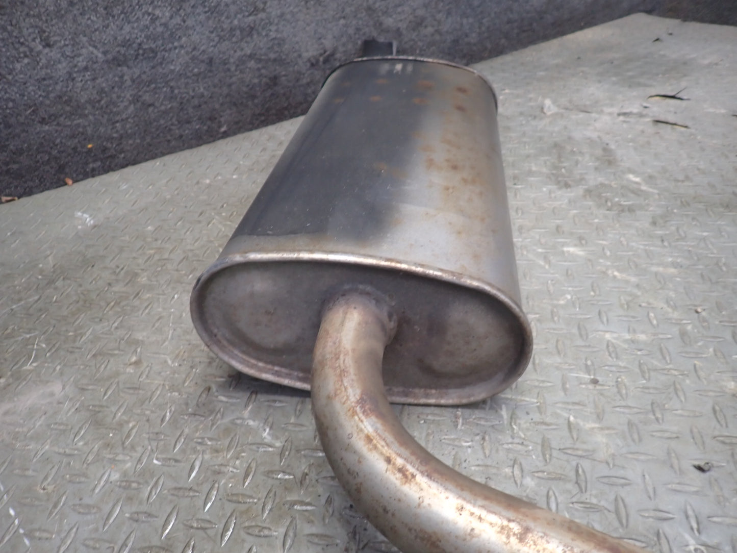 98-00 Lexus UCF20L LS400 Set of 2 Rear Left & Right Exhaust Muffler OEM