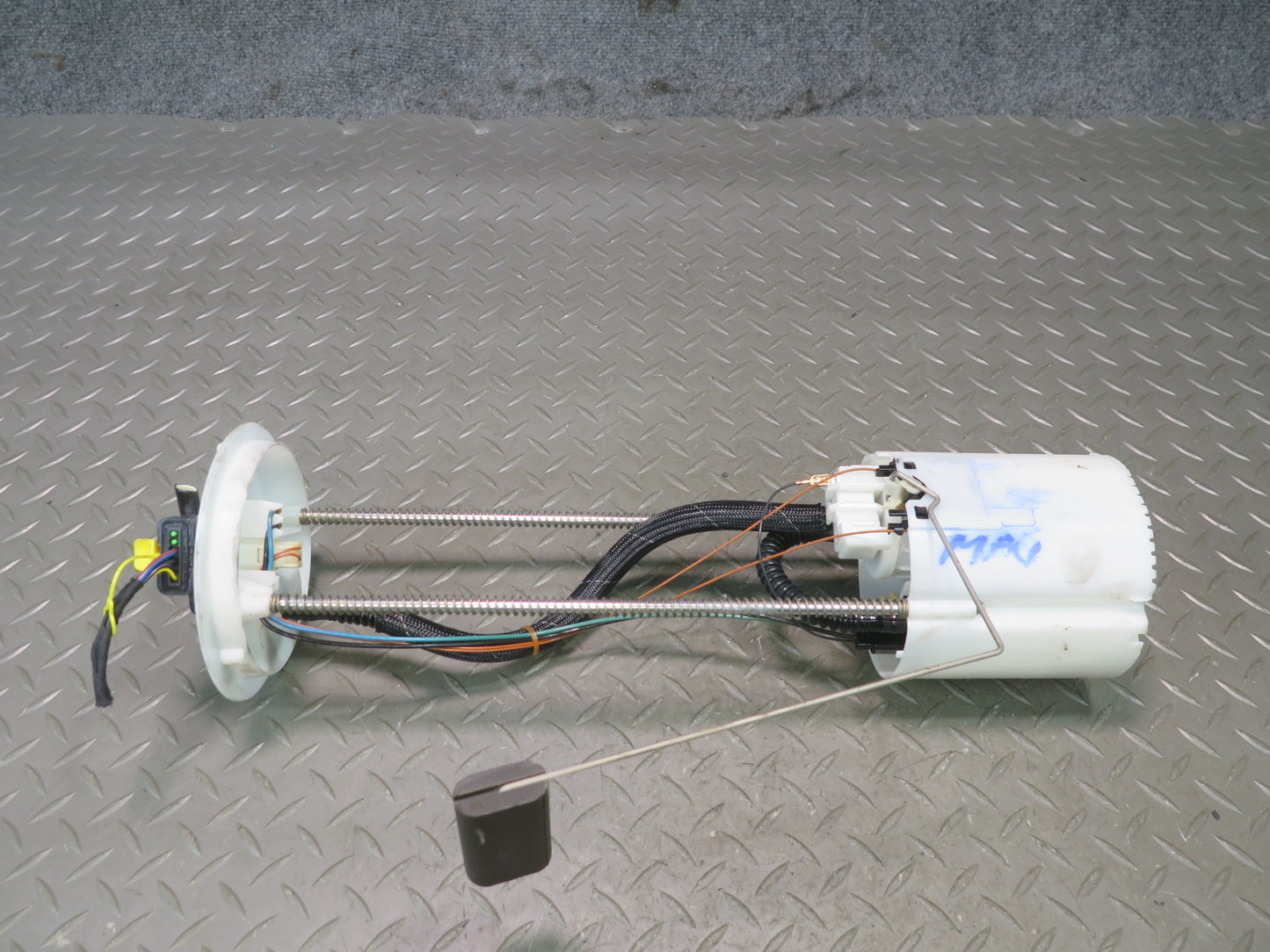 2008-2019 Maserati Granturismo M145 Fuel Pump Level Sensor Assembly 0580314143