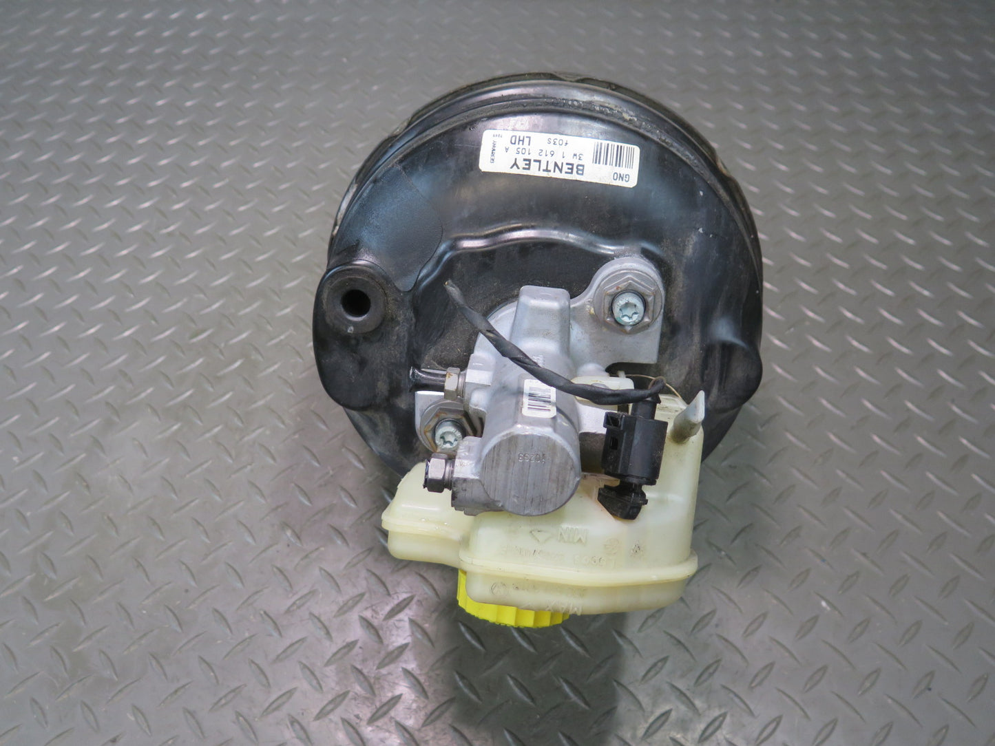 2006-2012 Bentley Flying Spur Brake Booster W/ Master Cylinder & Reservoir