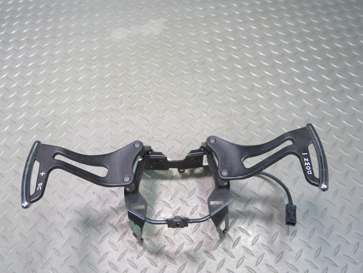 2008-2019 Maserati Granturismo M145 Steering Paddle Shifter Shifters