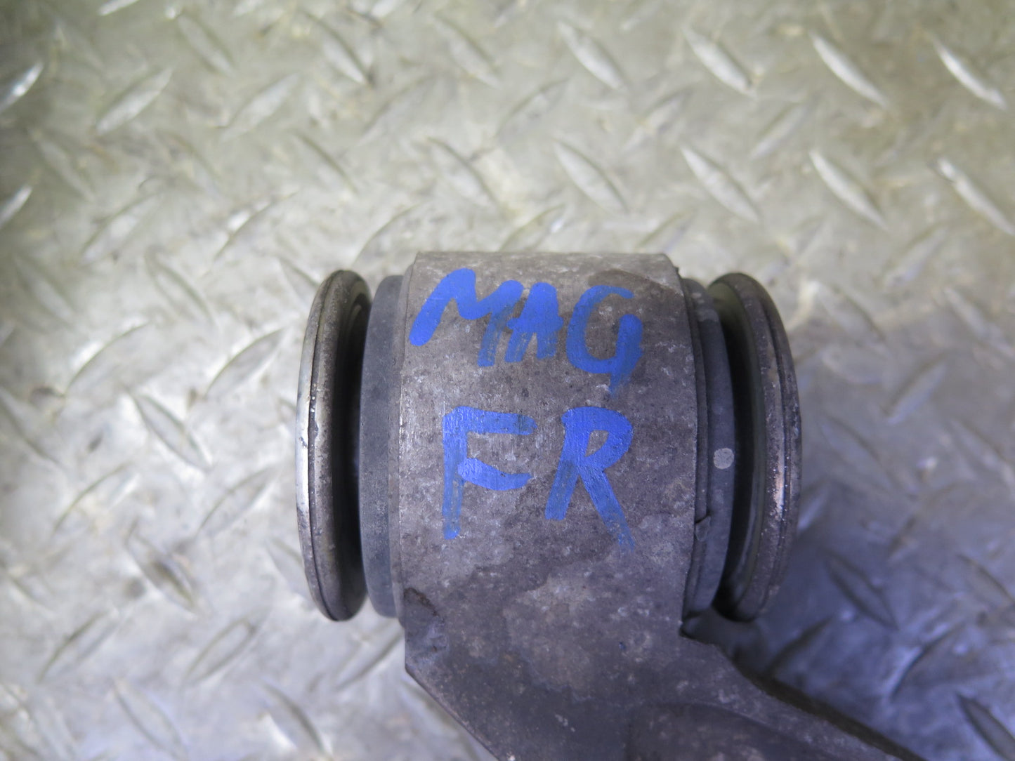 2008-2019 Maserati Granturismo M145 Front Right Upper & Lower Control  Arm Set