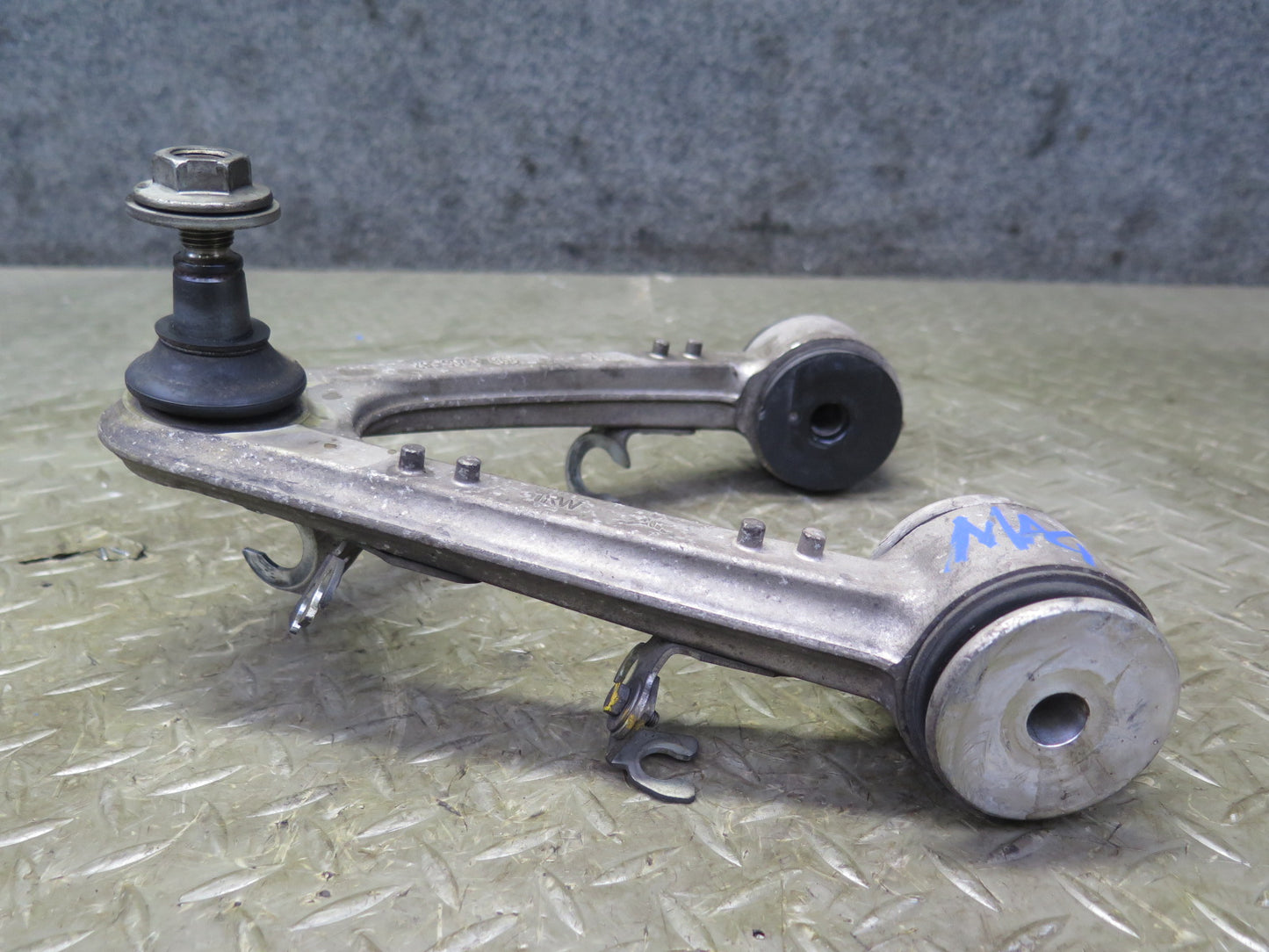 2008-2019 Maserati Granturismo M145 Front Right Upper & Lower Control  Arm Set