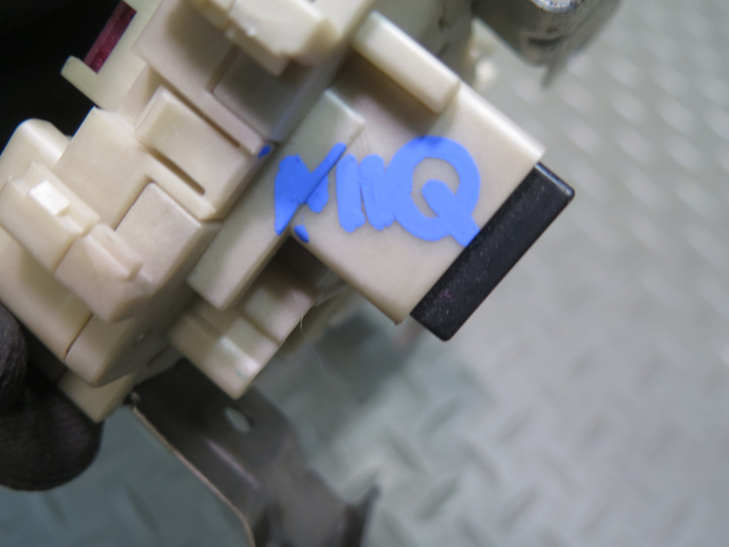 2013-2017 Infiniti JX35 QX60 Dash Cabin Fuse Relay Box Module