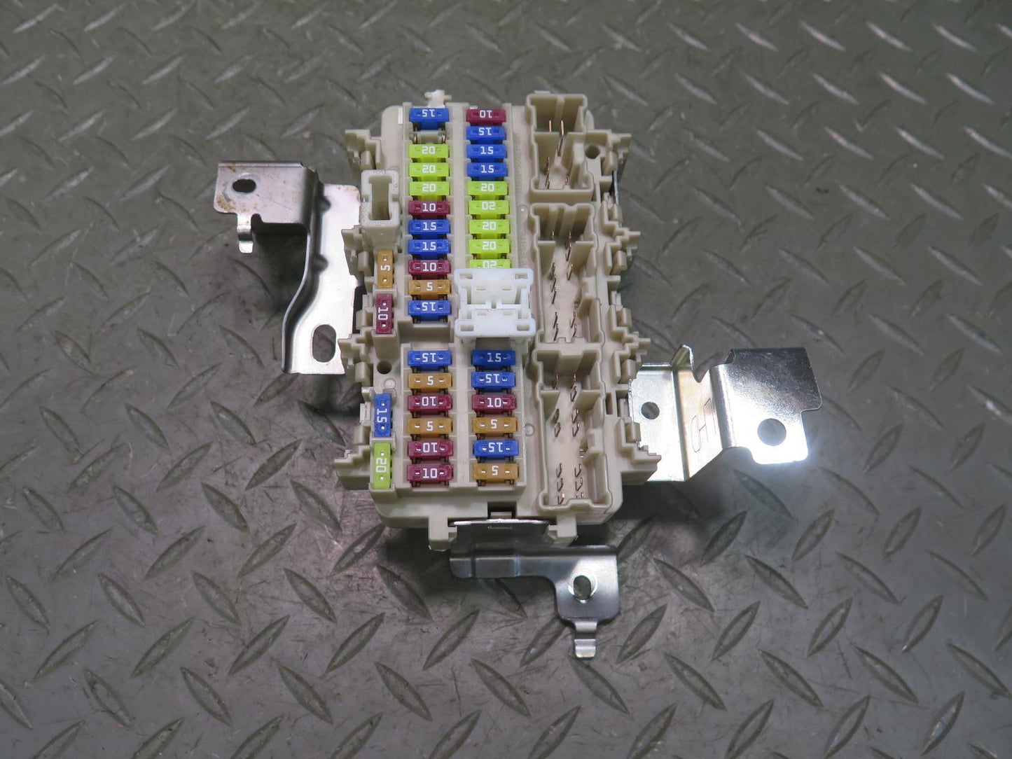 2013-2017 Infiniti JX35 QX60 Dash Cabin Fuse Relay Box Module