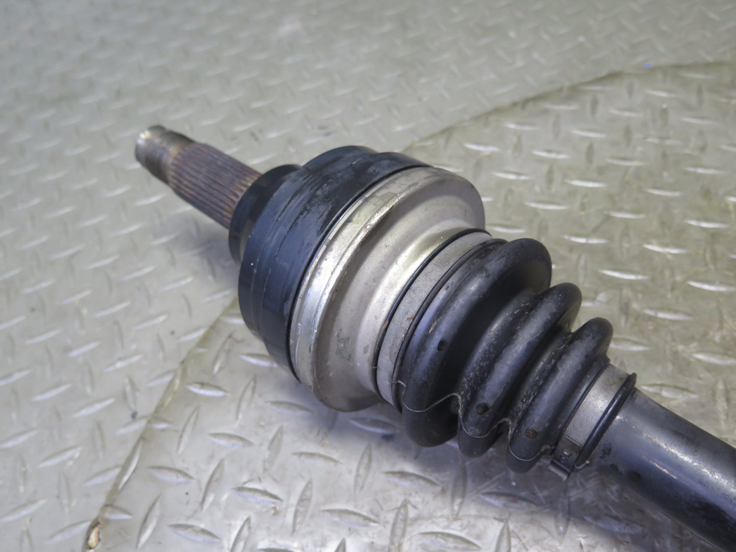 2008-2019 Maserati Granturismo M145 RWD Rear Left or Right Axle Shaft 270625