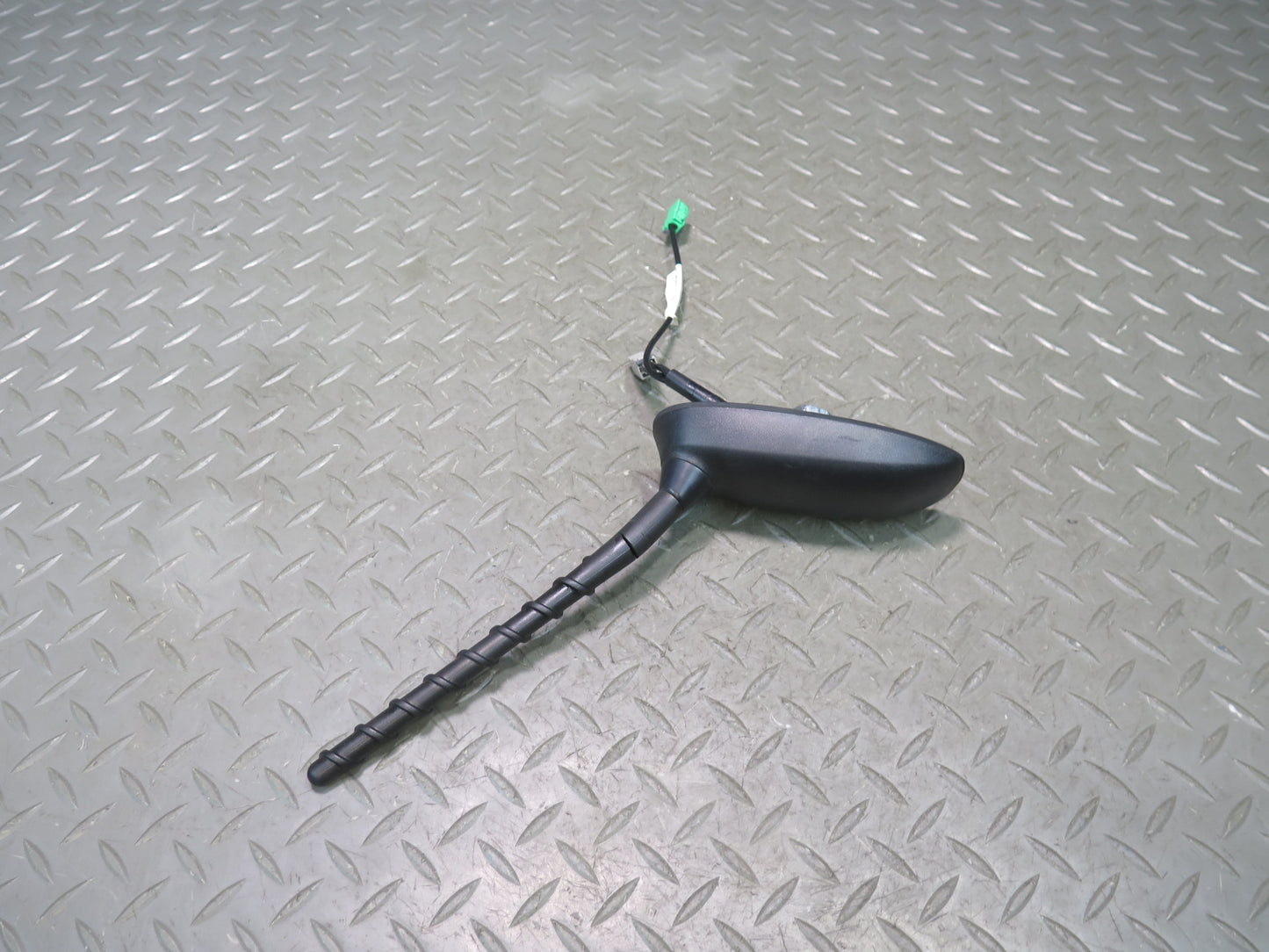 2013-2015 Infiniti JX35 QX60 Roof Radio Antenna Black 28208-3JA0A