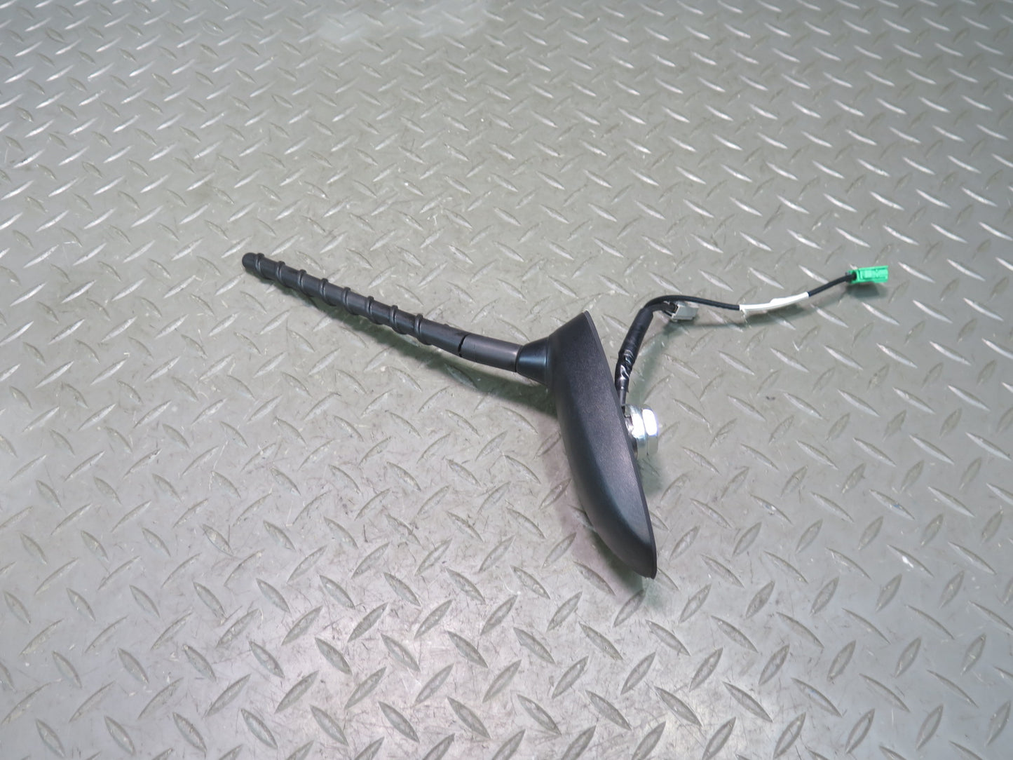 2013-2015 Infiniti JX35 QX60 Roof Radio Antenna Black 28208-3JA0A