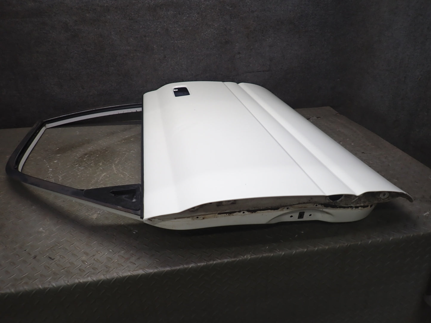 1991-1994 Toyota Land Cruiser FJ80 Front Left Side Door Shell Panel White