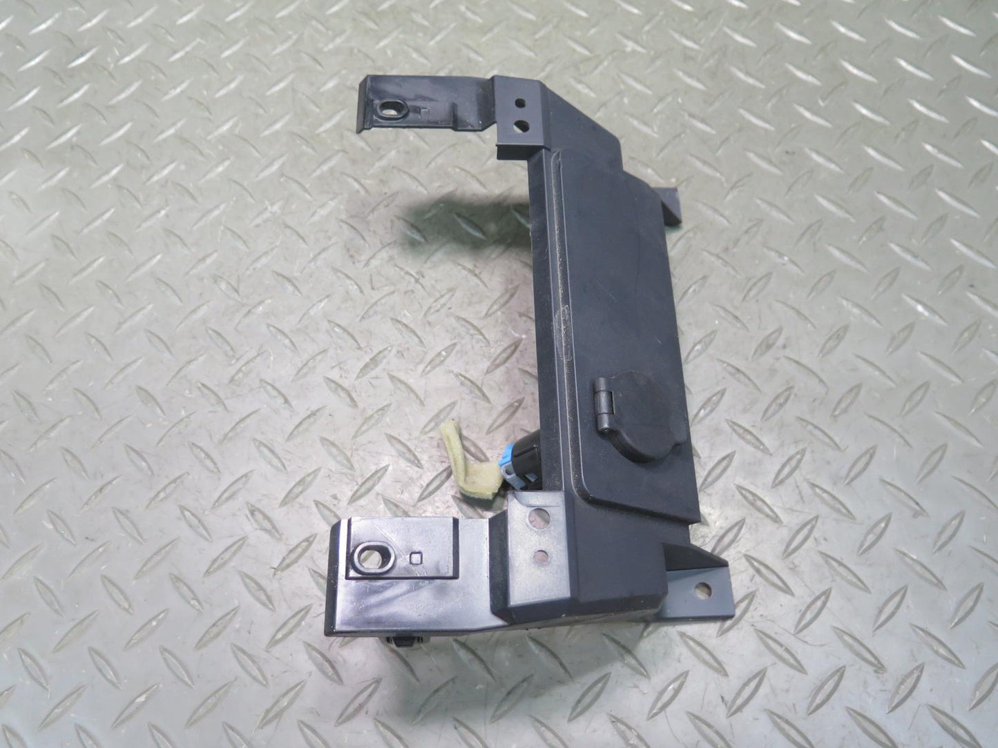 2014-2020 Infiniti QX60 Rear Center Console Trim Panel 12V Power Outlet