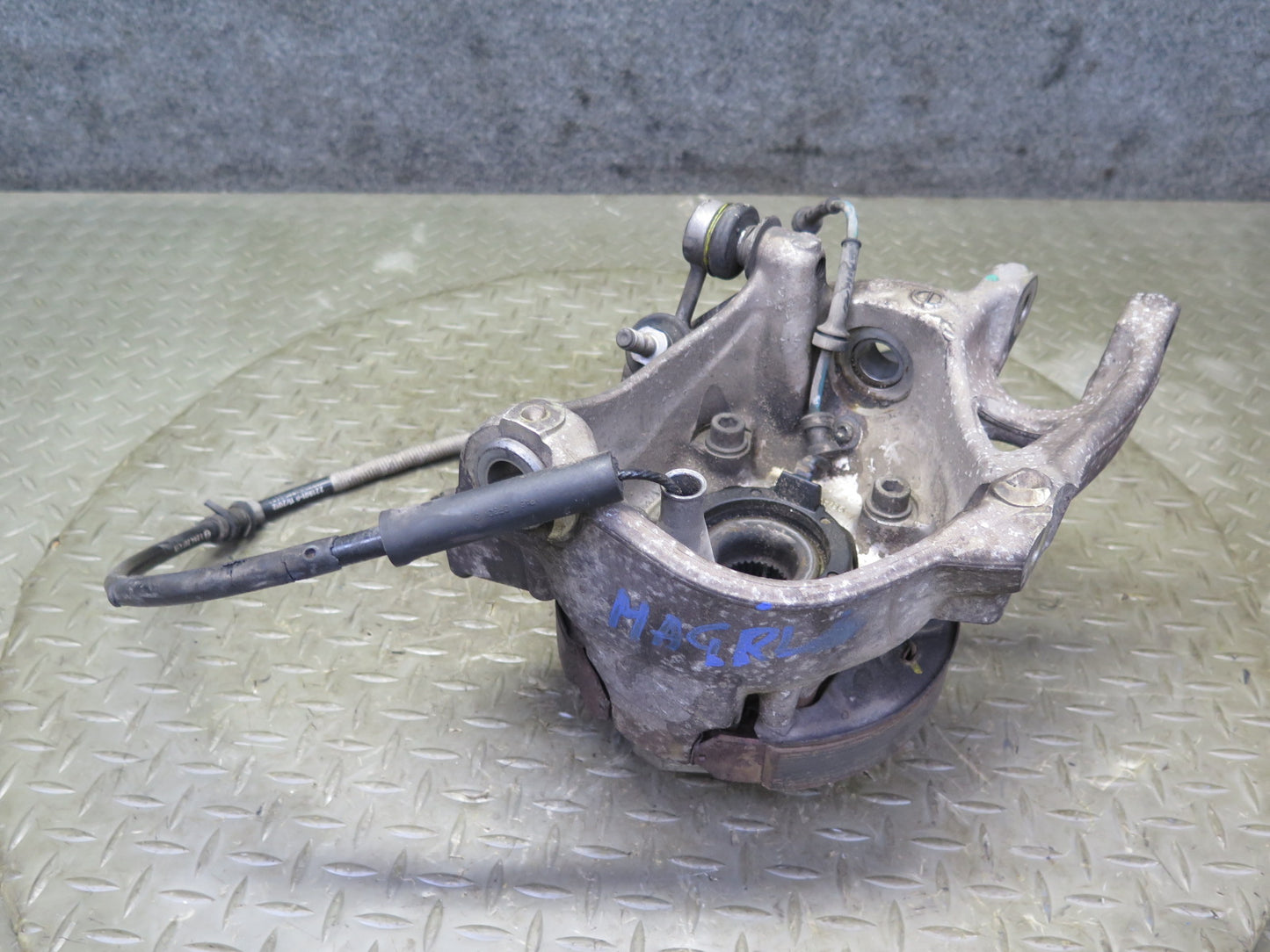 2008-2019 Maserati Granturismo M145 RWD Rear Left Spindle Knuckle Wheel Hub 40K