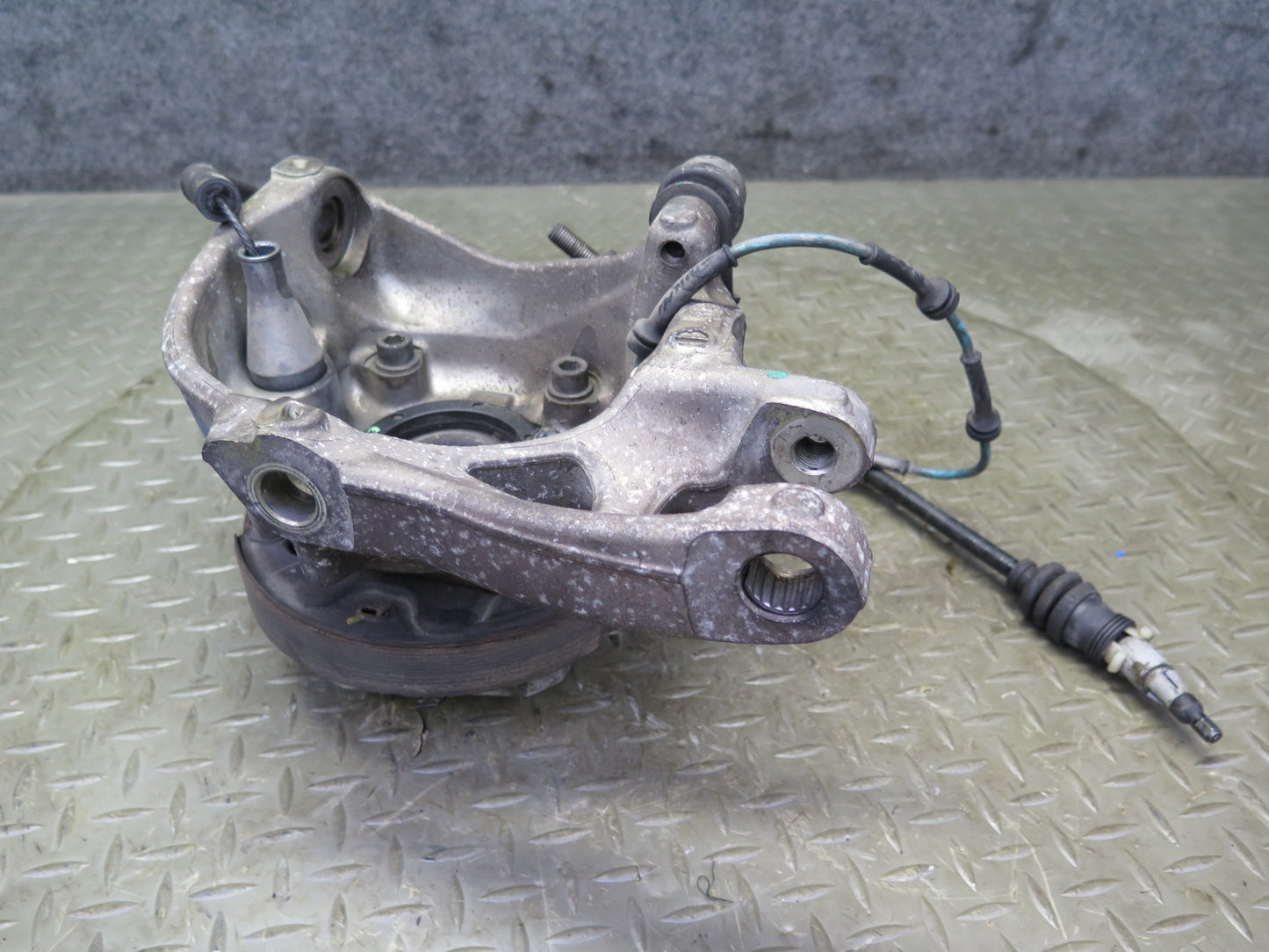2008-2019 Maserati Granturismo M145 RWD Rear Left Spindle Knuckle Wheel Hub 40K