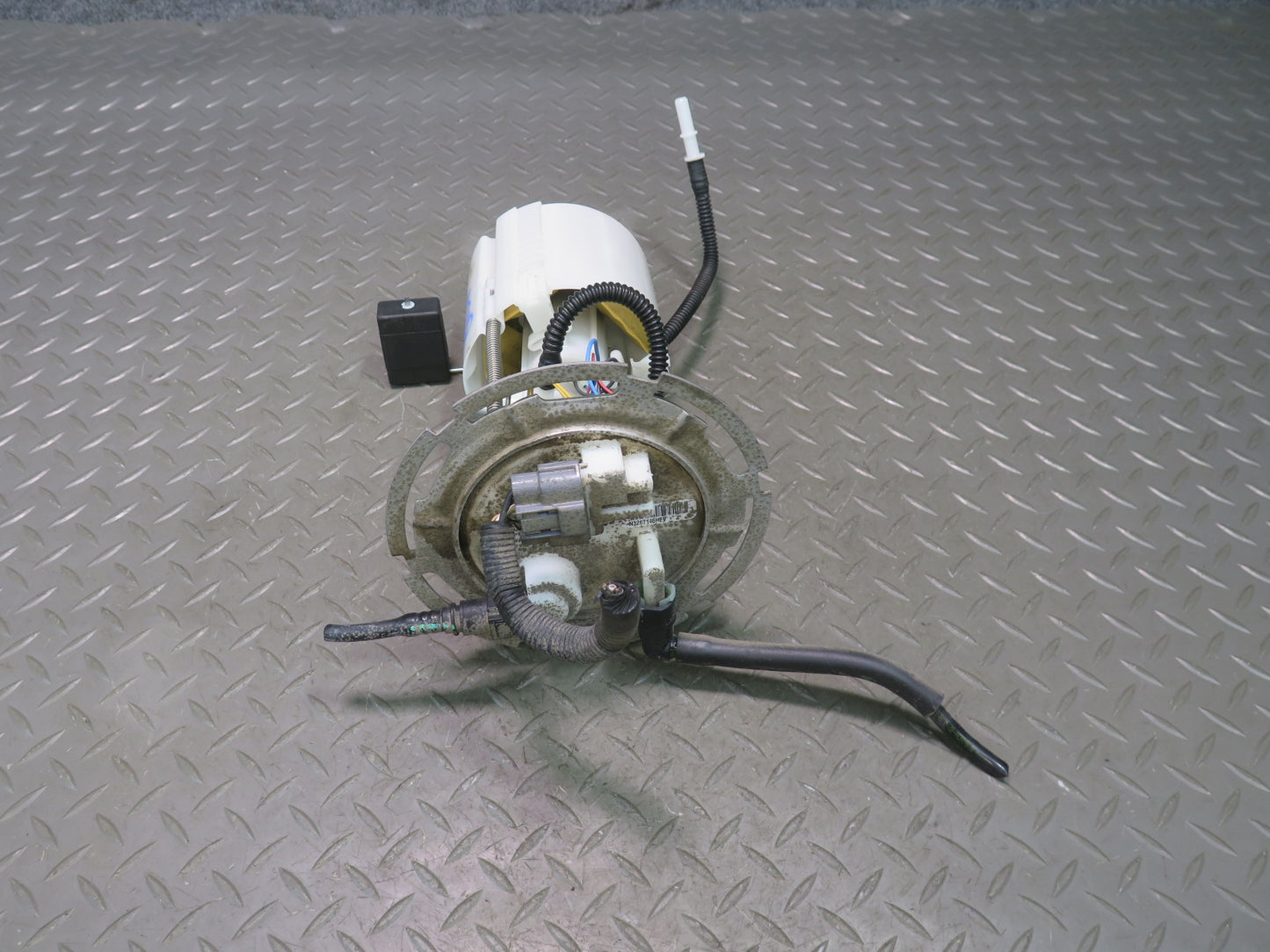 2014-2017 Infiniti QX60 2.5L Hybrid Fuel Pump Level Sensor Assembly