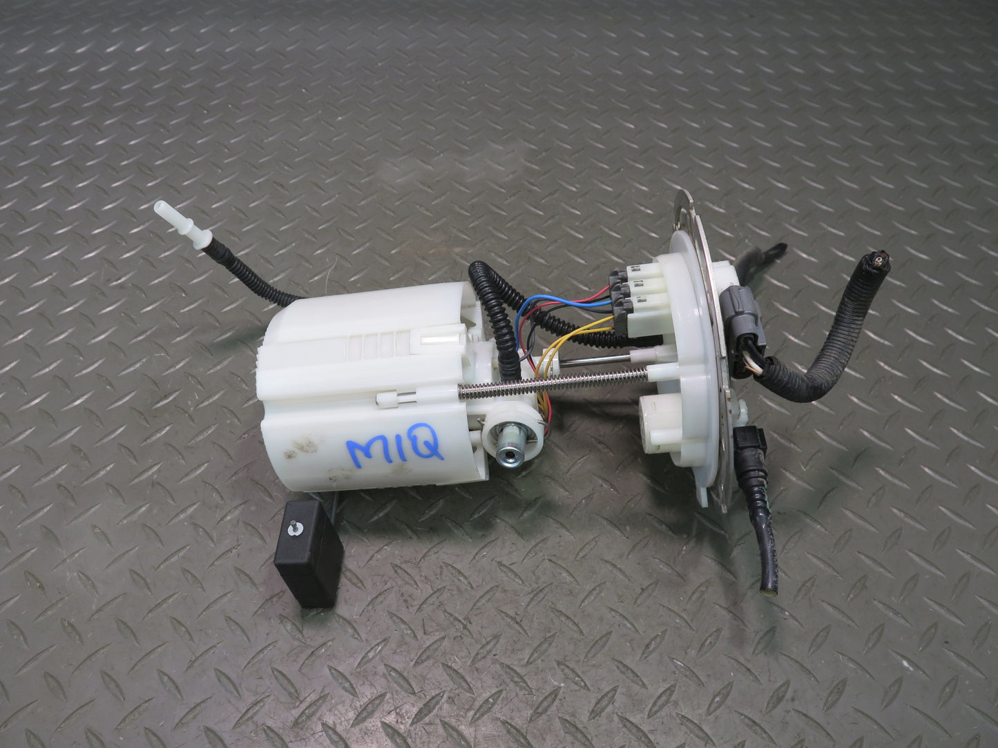 2014-2017 Infiniti QX60 2.5L Hybrid Fuel Pump Level Sensor Assembly