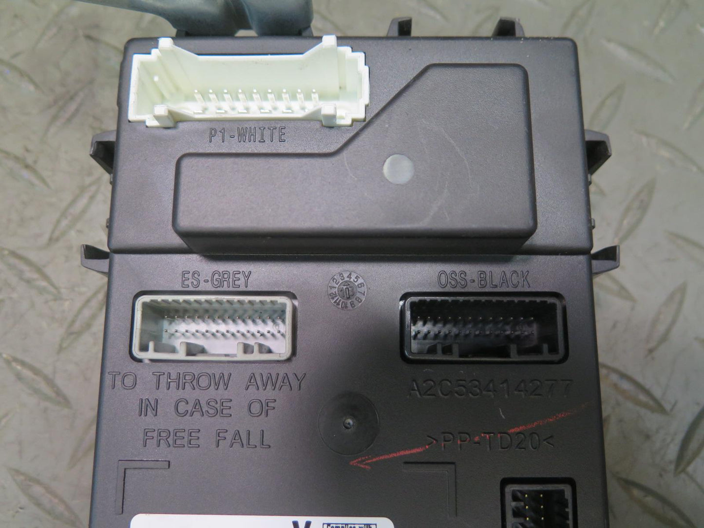 2013-2015 Infiniti JX35 QX60 Body Control Module Unit BCM BCU 284B1-9NB1A