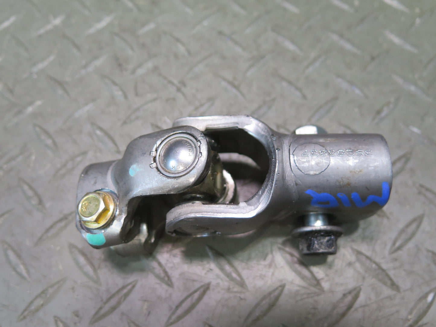 2013-2020 Infiniti JX35 QX60 Steering Column Linkage Shaft U Joint Coupling