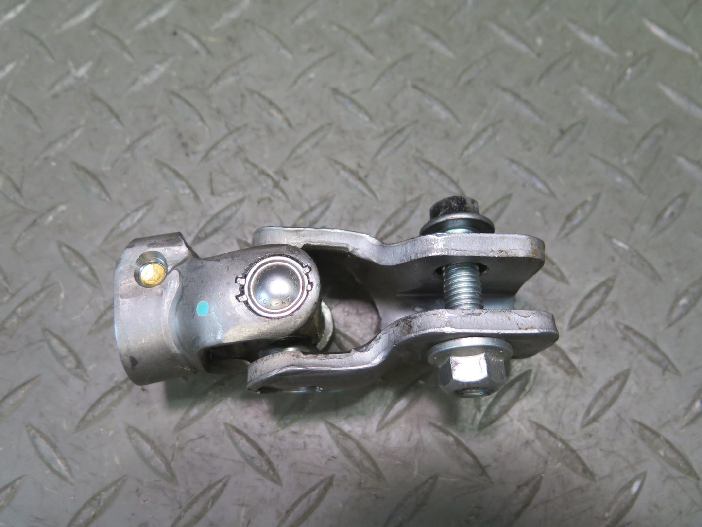 2013-2020 Infiniti JX35 QX60 Steering Column Linkage Shaft U Joint Coupling