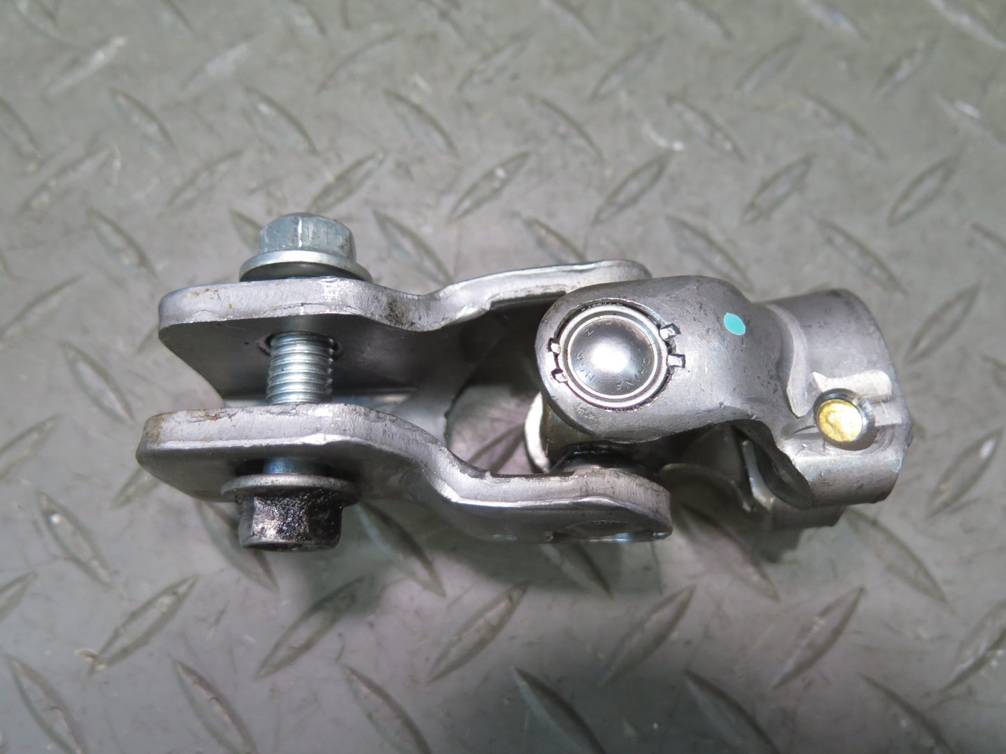 2013-2020 Infiniti JX35 QX60 Steering Column Linkage Shaft U Joint Coupling