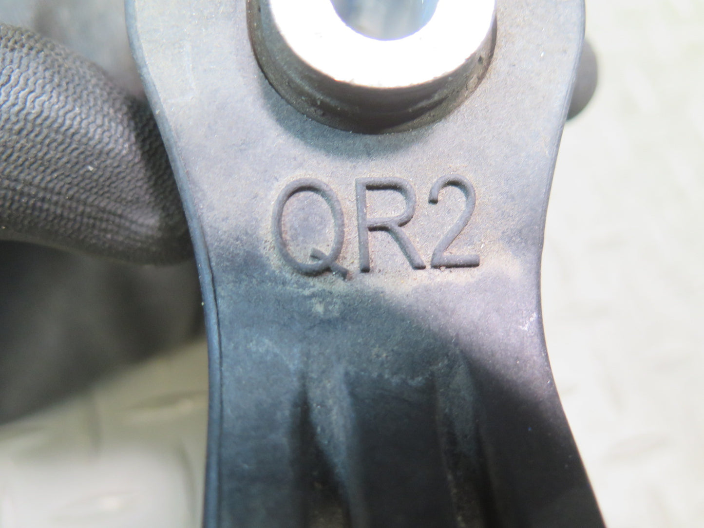 2014-2017 Infiniti QX60 2.5L Hybrid Engine Motor Right Mount Torque Rod