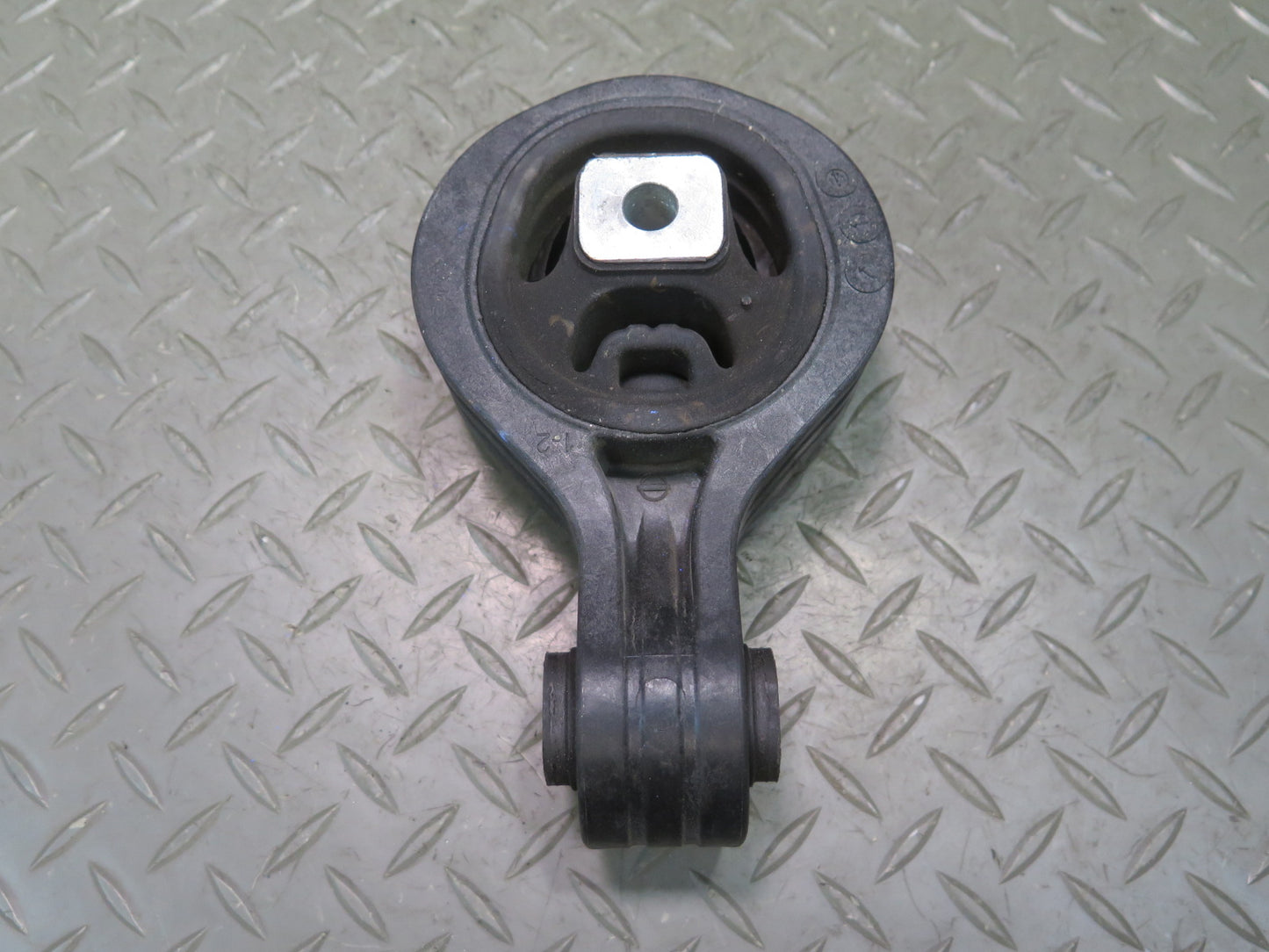 2014-2017 Infiniti QX60 2.5L Hybrid Engine Motor Right Mount Torque Rod