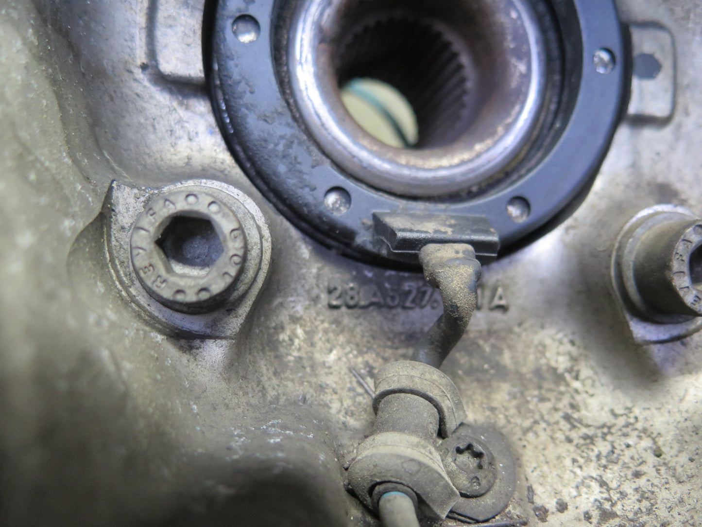 2008-2019 Maserati Granturismo M145 RWD Rear Right Spindle Knuckle Wheel Hub 40K