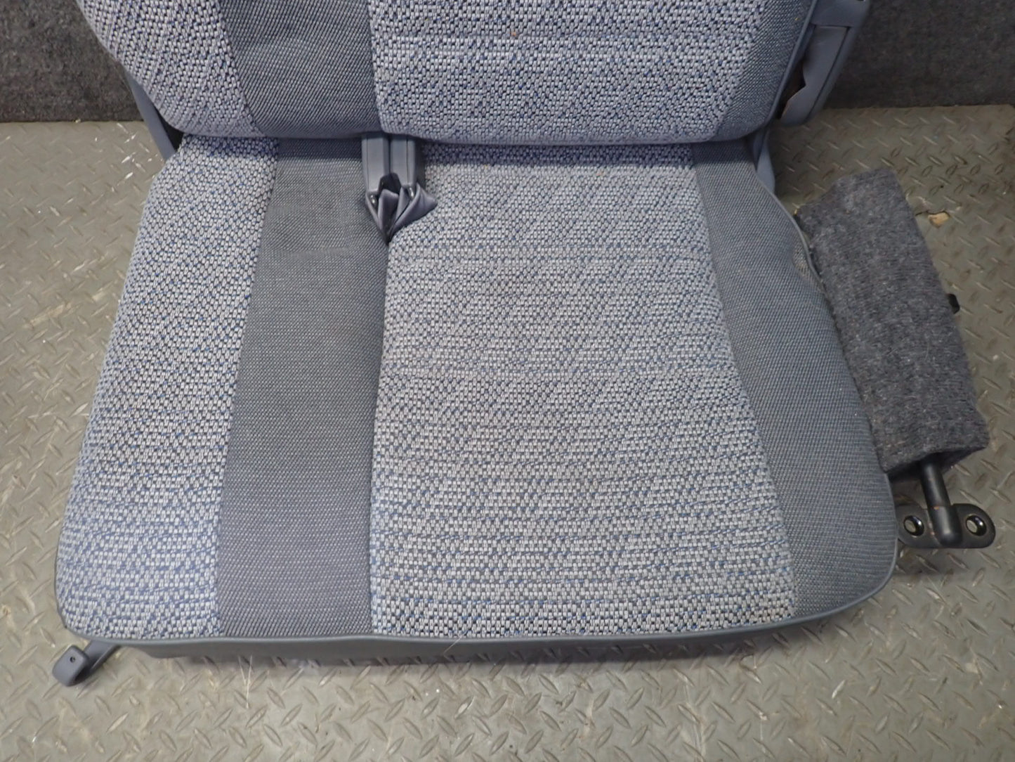 1992-1994 Toyota Land Cruiser FJ80 Rear 3RD ROW Left & Right Cloth Seat Gray Set