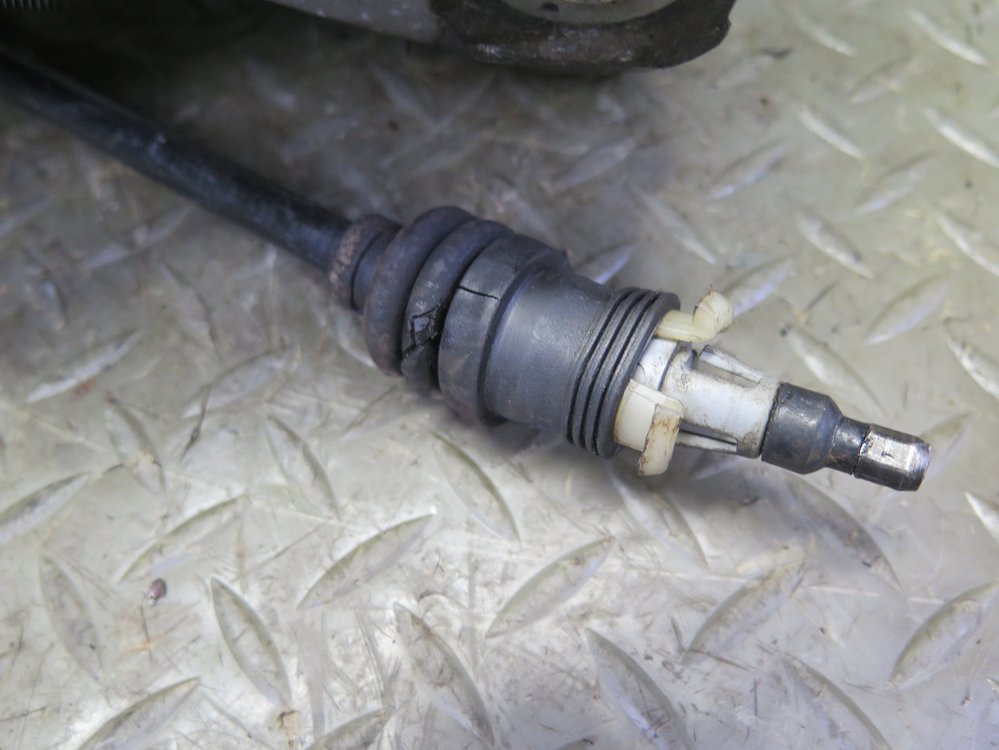 2008-2019 Maserati Granturismo M145 RWD Rear Right Spindle Knuckle Wheel Hub 40K