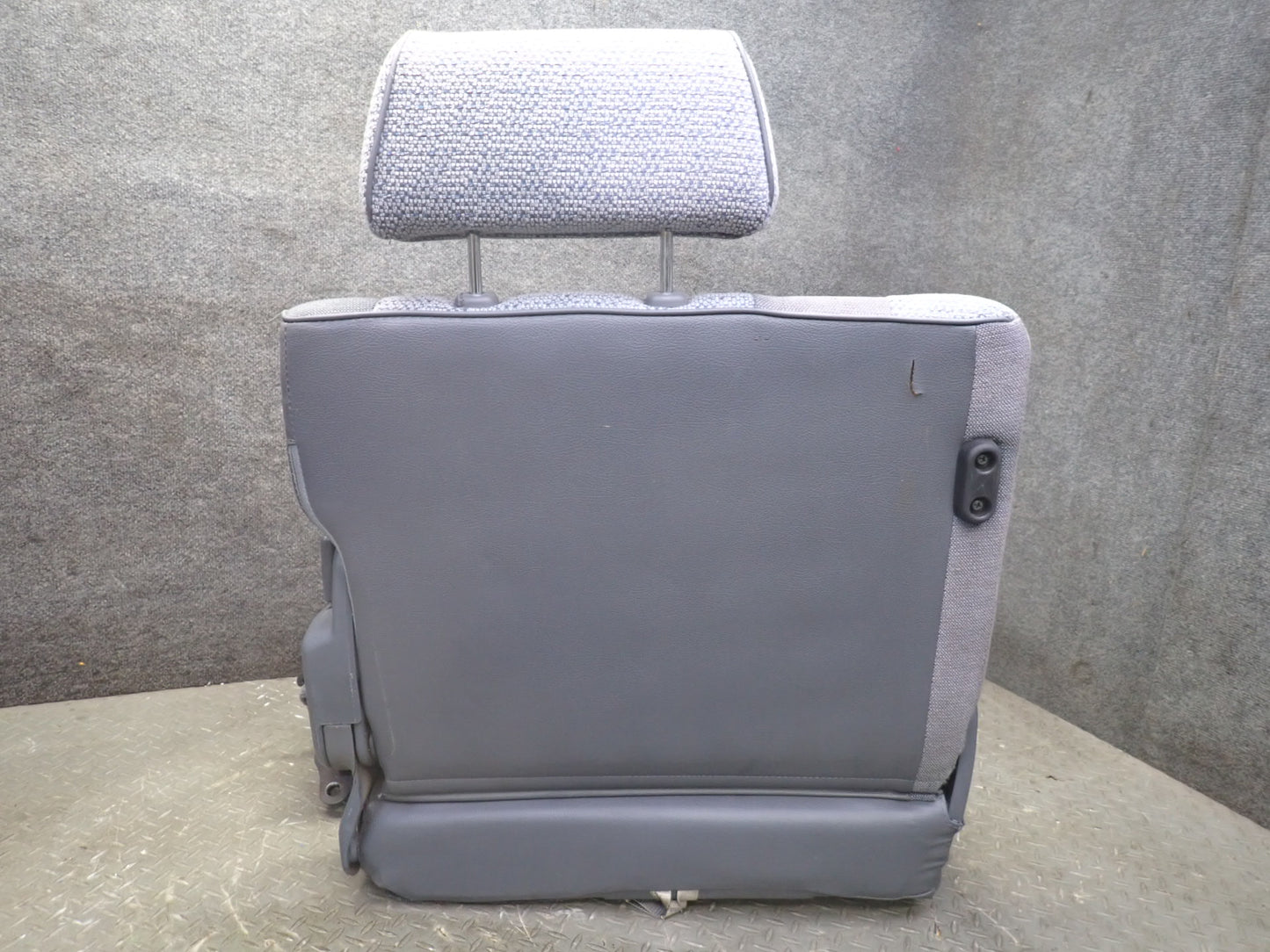 1992-1994 Toyota Land Cruiser FJ80 Rear 3RD ROW Left & Right Cloth Seat Gray Set