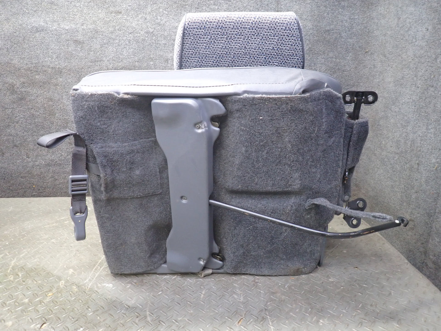 1992-1994 Toyota Land Cruiser FJ80 Rear 3RD ROW Left & Right Cloth Seat Gray Set