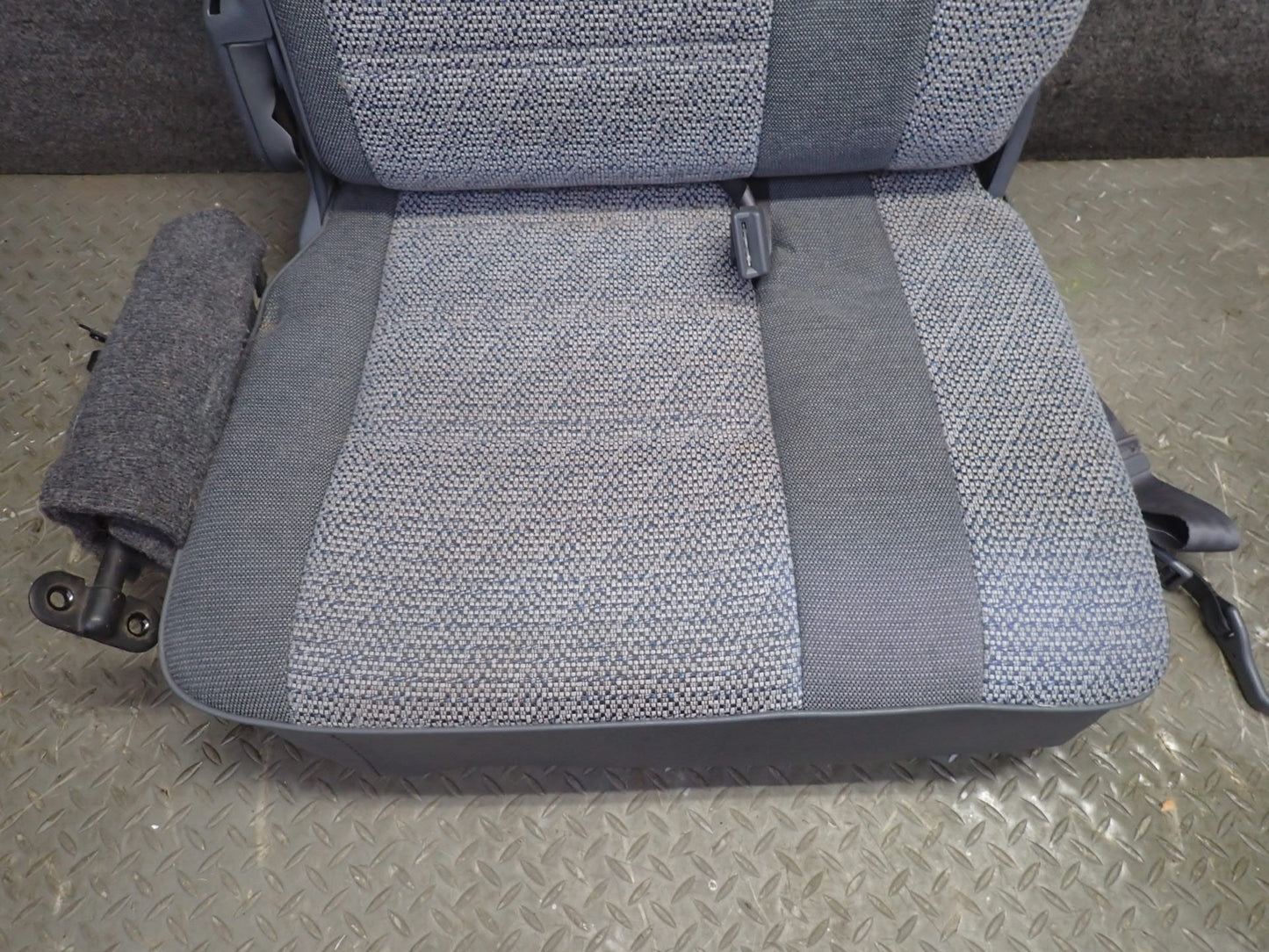 1992-1994 Toyota Land Cruiser FJ80 Rear 3RD ROW Left & Right Cloth Seat Gray Set
