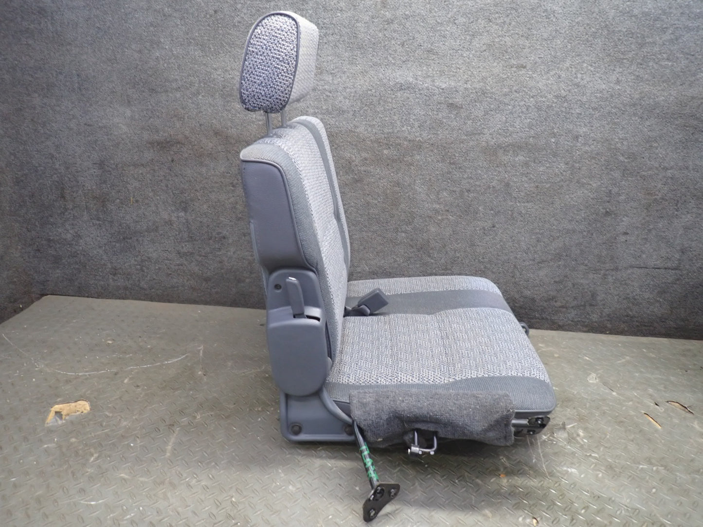 1992-1994 Toyota Land Cruiser FJ80 Rear 3RD ROW Left & Right Cloth Seat Gray Set