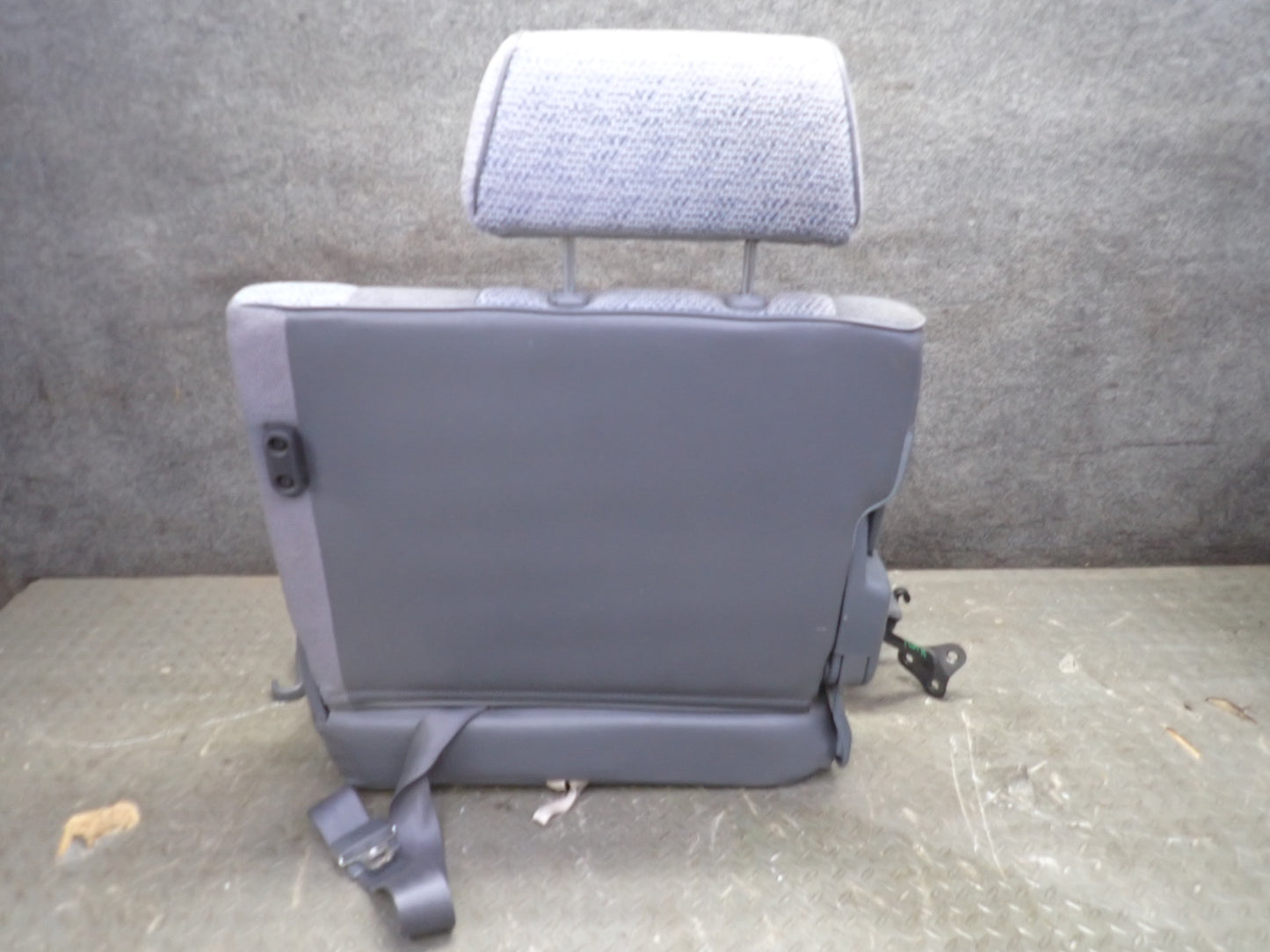 1992-1994 Toyota Land Cruiser FJ80 Rear 3RD ROW Left & Right Cloth Seat Gray Set