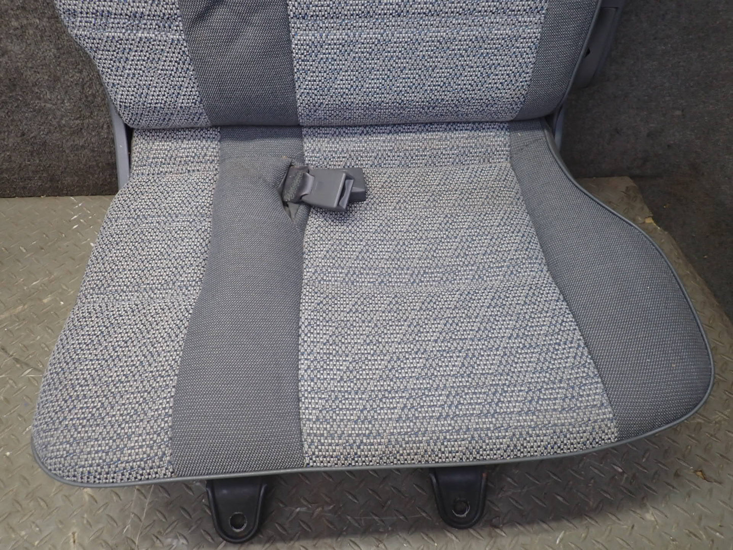 1992-1994 Toyota Land Cruiser FJ80 Rear 2ND ROW Left & Right Cloth Seat Gray Set